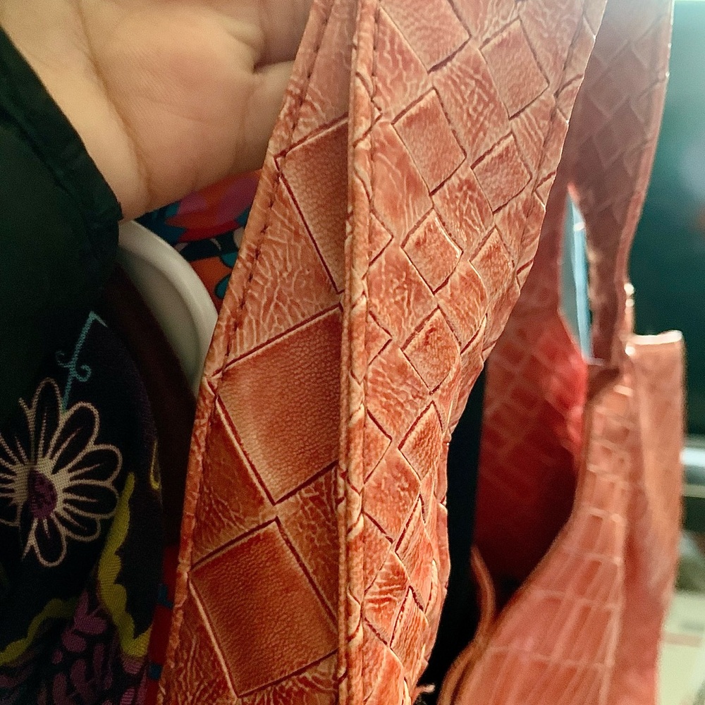 Pre loved Embossed Hobo Tote Bag.🧡 - Picture 3 of 11